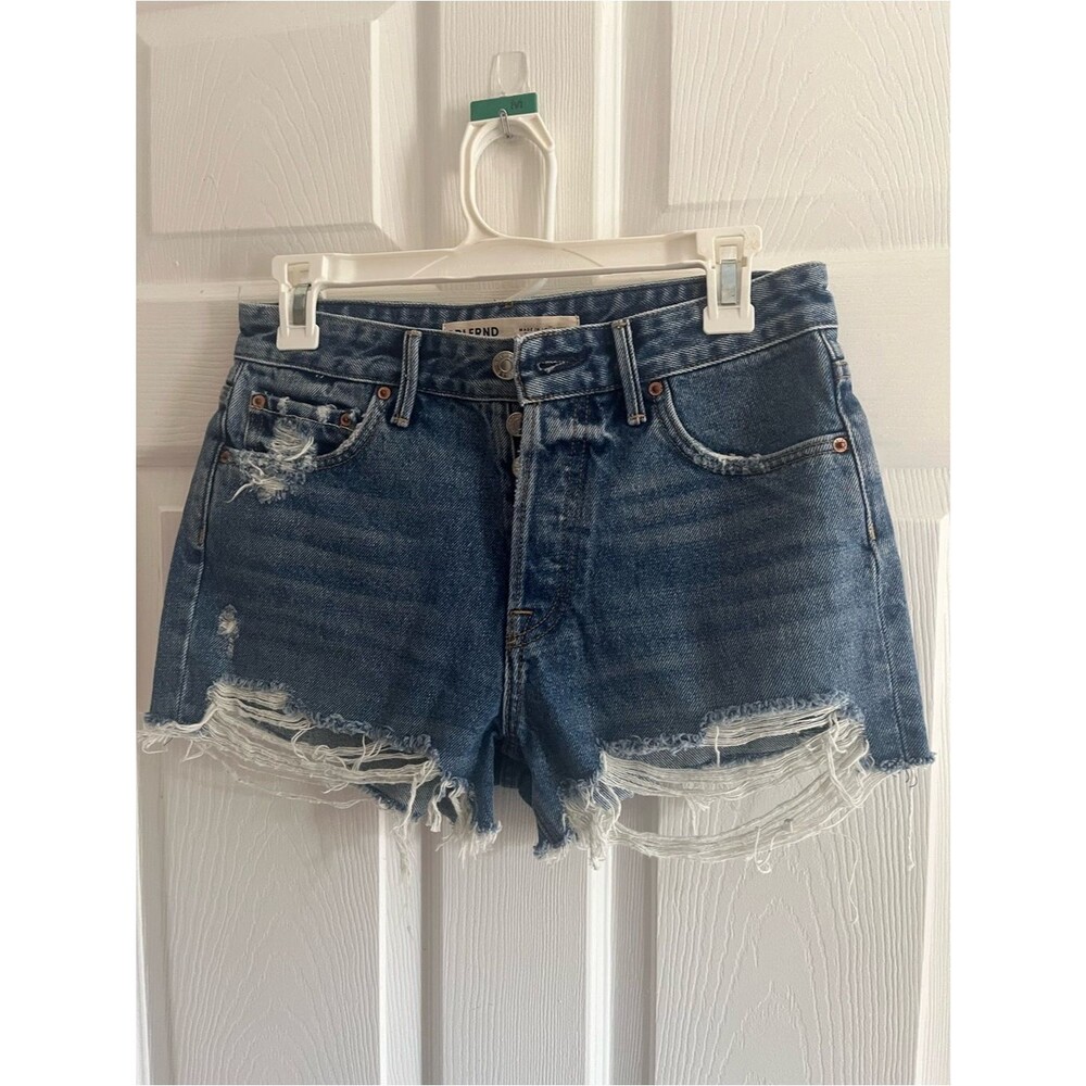 GRLFRND Denim Shorts Helena Medium Wash Distressed Cutoffs Point Dume size 25